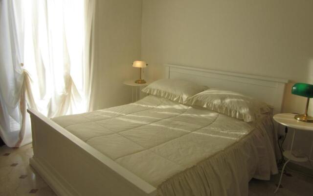 Zara Apartment