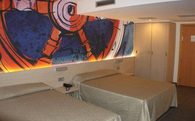Riviera Hotel