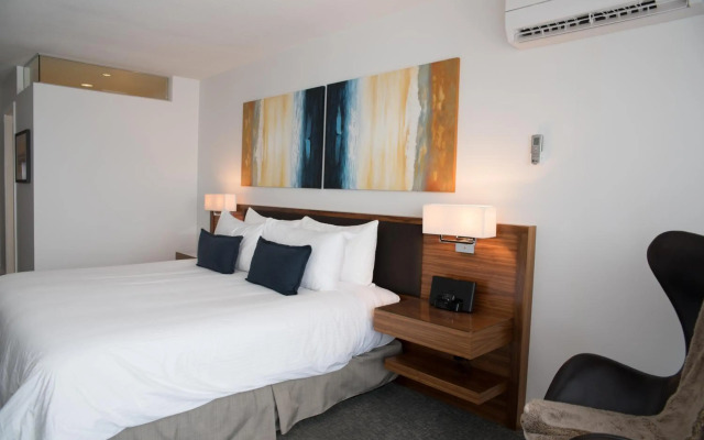 Qualicum Beach Inn