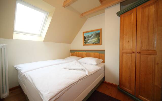 Kronau Chalet Resort