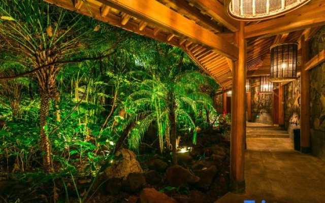 Rehai Hot Spring Resort · Yangshengge