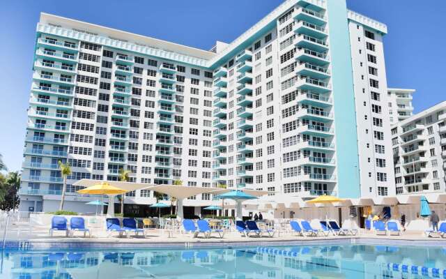 Seacoast Suites on Miami Beach