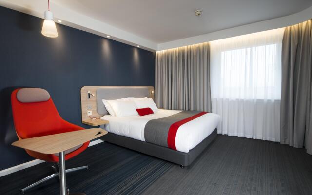 Holiday Inn Express Glasgow Airport, an IHG Hotel