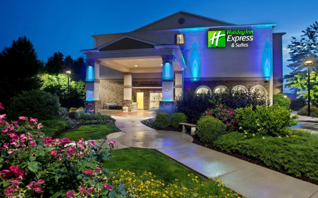 Holiday Inn Express & Suites Allentown West, an IHG Hotel