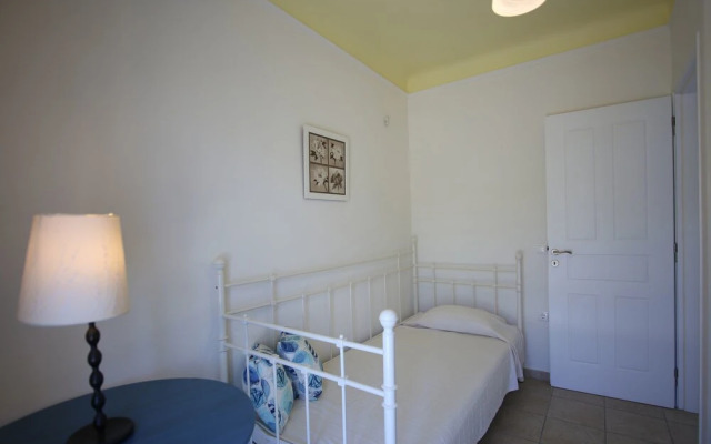 Villa Attalus 1