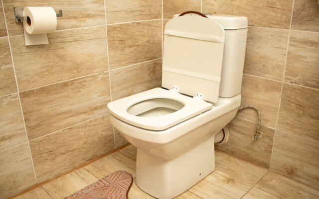R Executive Apartments