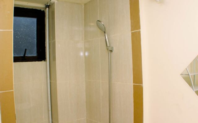 Homey And Nice 2Br At Meikarta Apartment