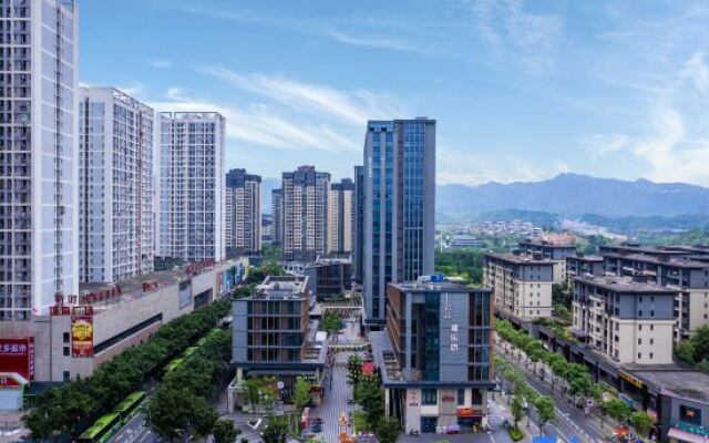 Yunjian Xiaozhu Hotel