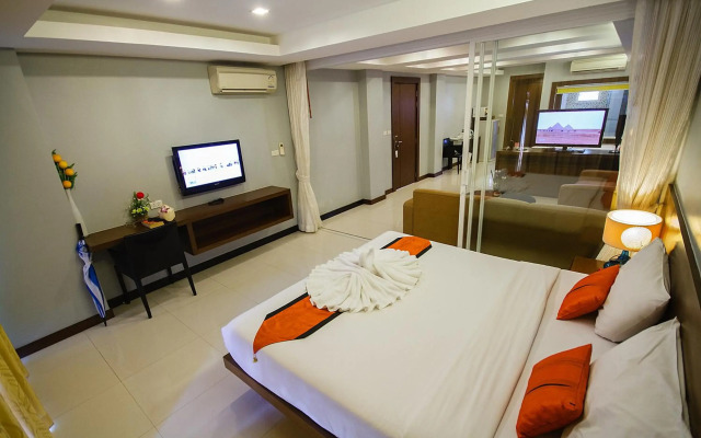 Platinum Hotel