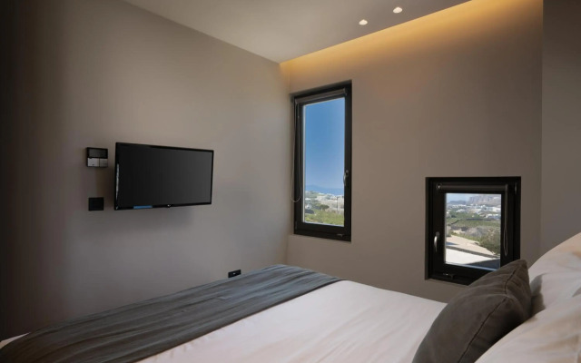 Apikia Santorini Suites - Adults Only