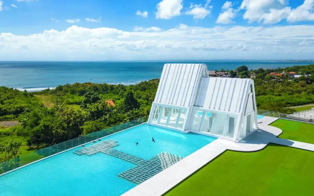 Ululani Bali