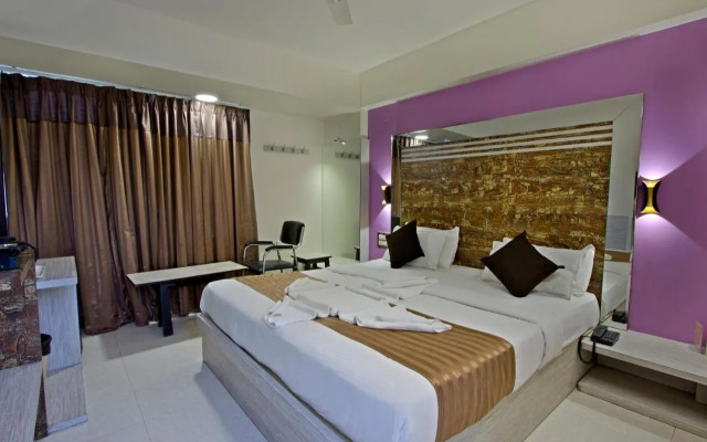 Mannars Residency