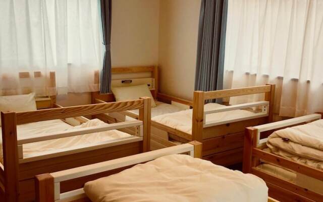 Fukunae House - Hostel