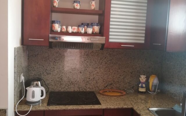 Sea view apartment with private beach