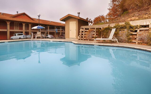 Best Western Willits Inn