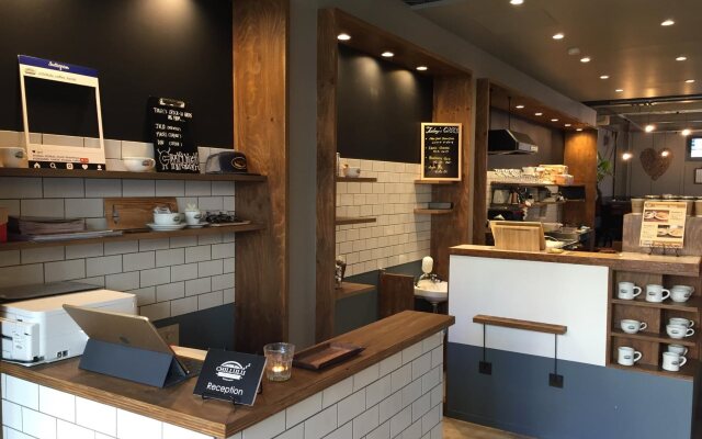 Chillulu Coffee & Hostel