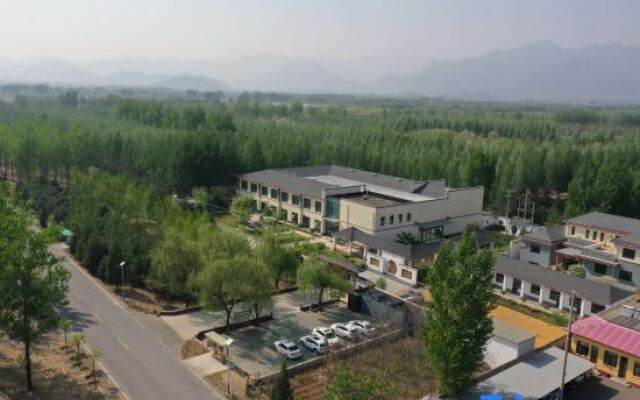 Yunmeng Resort Hotel