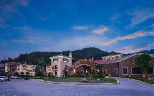 Yingshan Yutaifeng Hotel