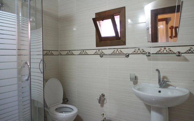 Elaia Hotel