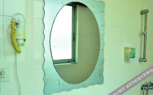 Guiyuan Boutique Hotel (Guangzhou Shiling Leather City Store)