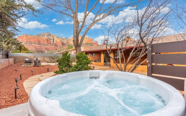 NEW Redrock Experience Views Firepit Hottub