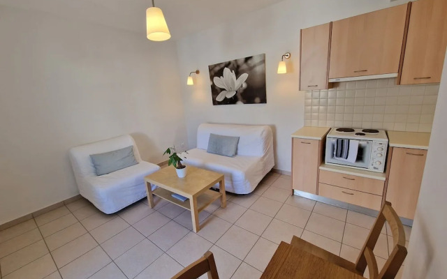 Karaoulanis apartments