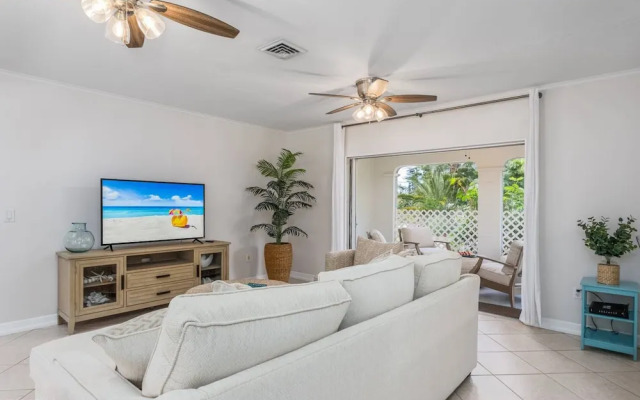 Nokomis Home Close to Beach