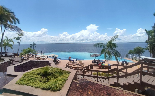 Tropical Executive Hotel