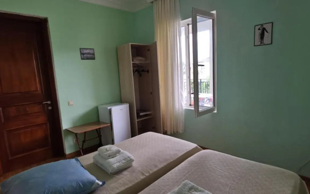 Ninoshvili Street Apartment