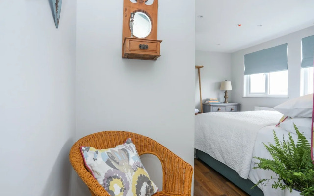 Burton Apartment