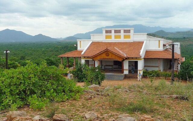 Kadambavanam Ethnic Village Resort