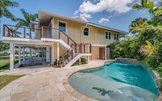 Homes-293 Harbor Drive