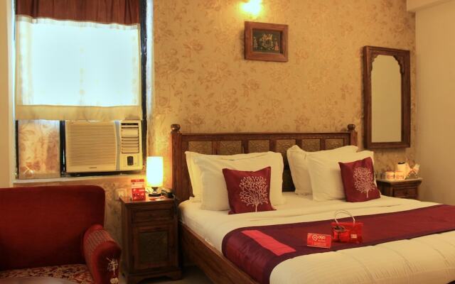 OYO 1592 Hotel Empire palace