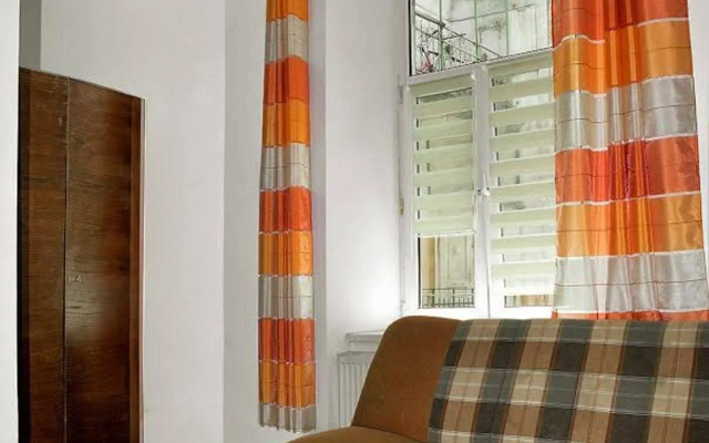 Penguin Rooms - Wawel Castle