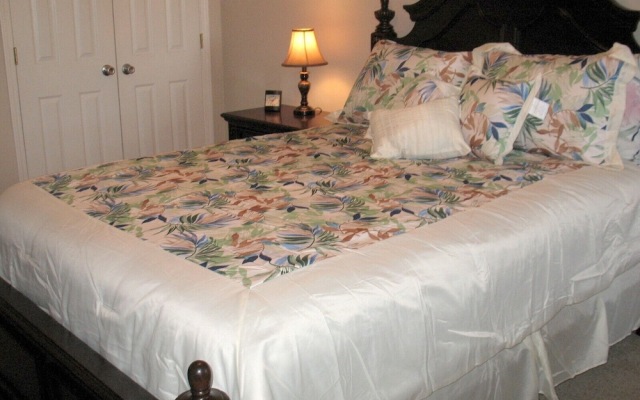 Colony Club U7 condo