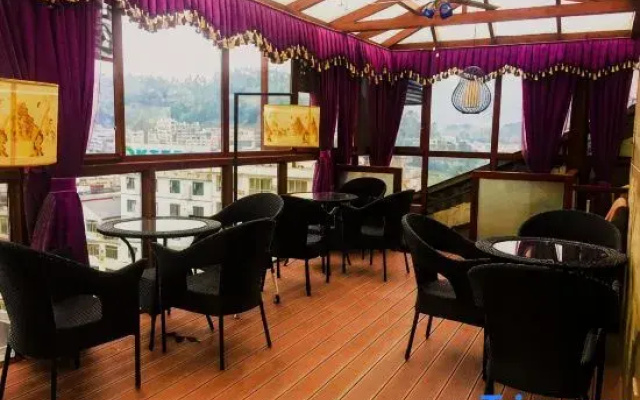 Qi Mei Hotel