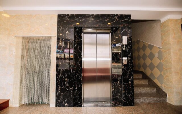Khanh Hong Hotel