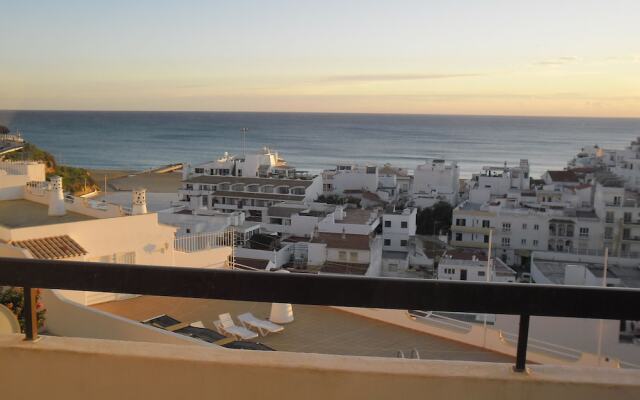 Albufeira Sea View by Rentals in Algarve (51)