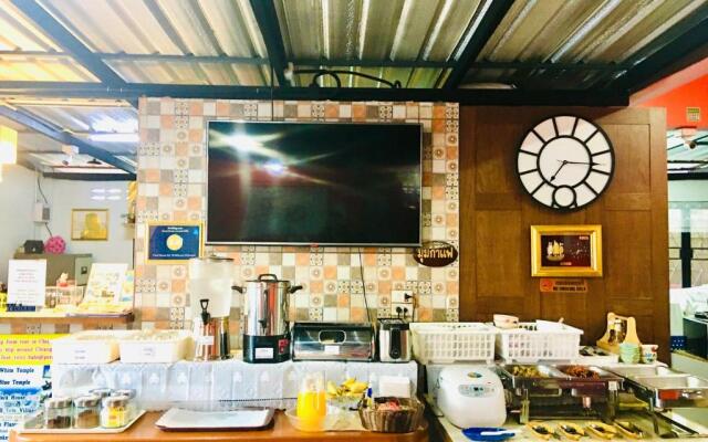 Chat House Soi 18 Mithuna Chiangrai