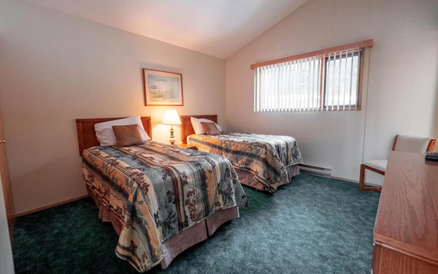 Fairmont Hot Springs Resort