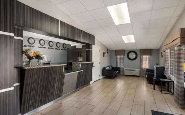 Americas Best Value Inn & Suites