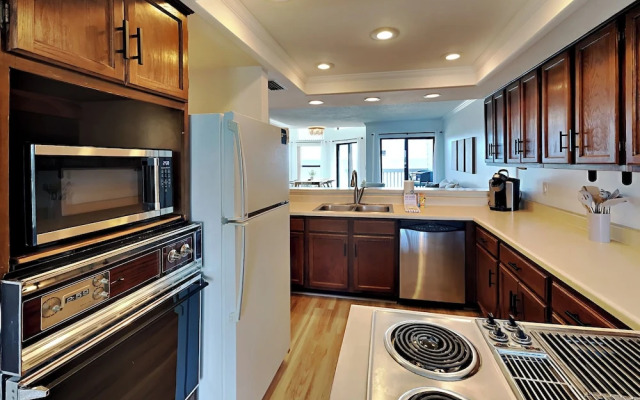 Solana Shores by SVR