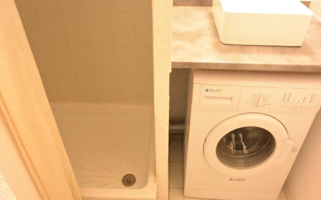 Grand Appartement Bien Équipé en Duplex en Front de Neige