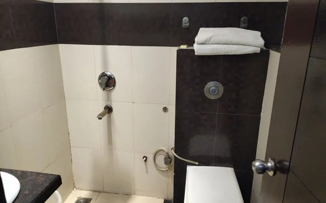 Hotel Anand Retreat