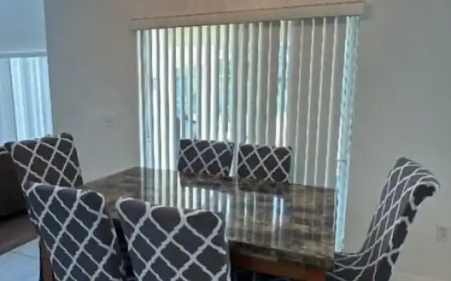 South Facing W/ Private Pool & Spa