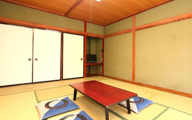 Sports Inn Aoyama Dori
