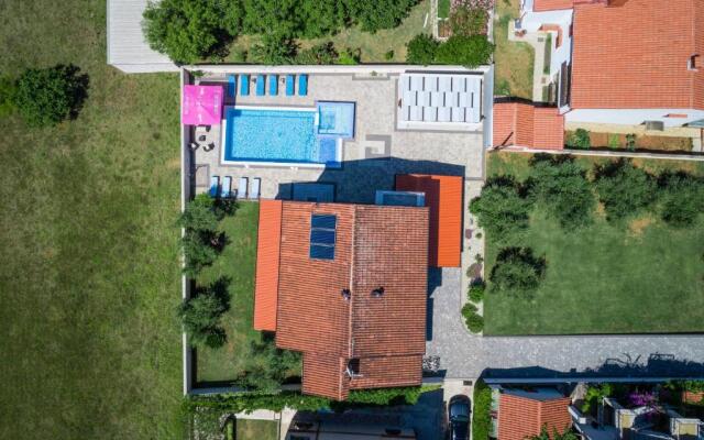 9 bedroom villa in Medulin