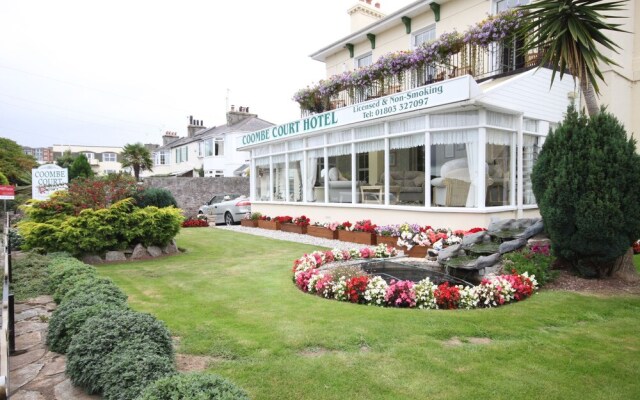 Coombe Court Hotel