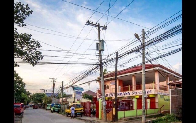 JenJen's House Rental