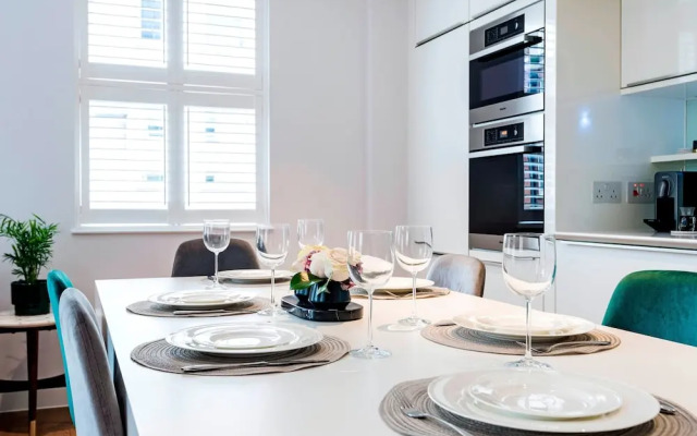 The Smooth Velvet - by Out of Office Lifestyle